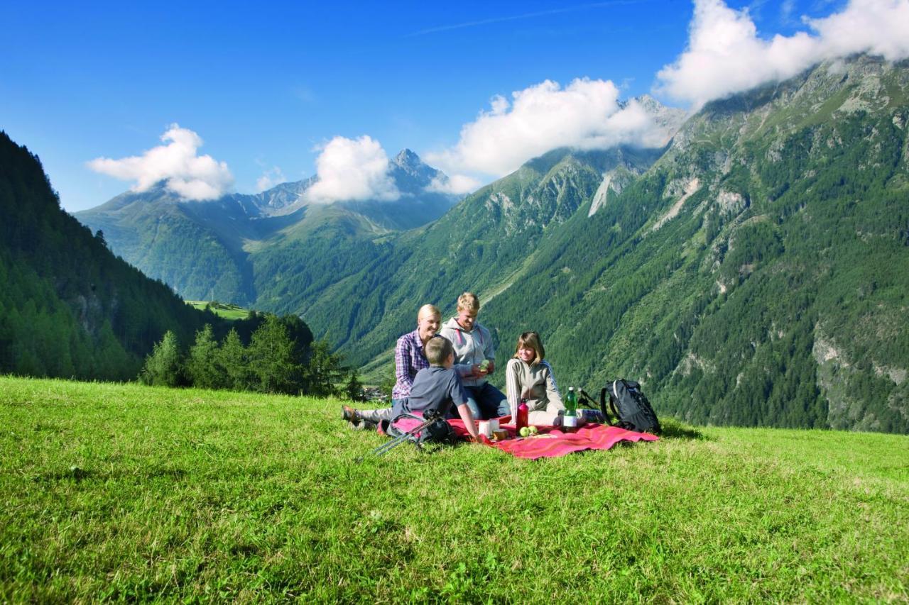 Landhaus Oetztalblick Längenfeld Kültér fotó